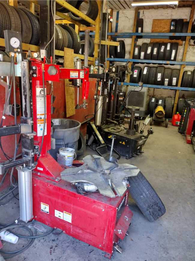 Llantera Bluffton SC - Reparación y cambio de llantas 24 horas - Se habla español